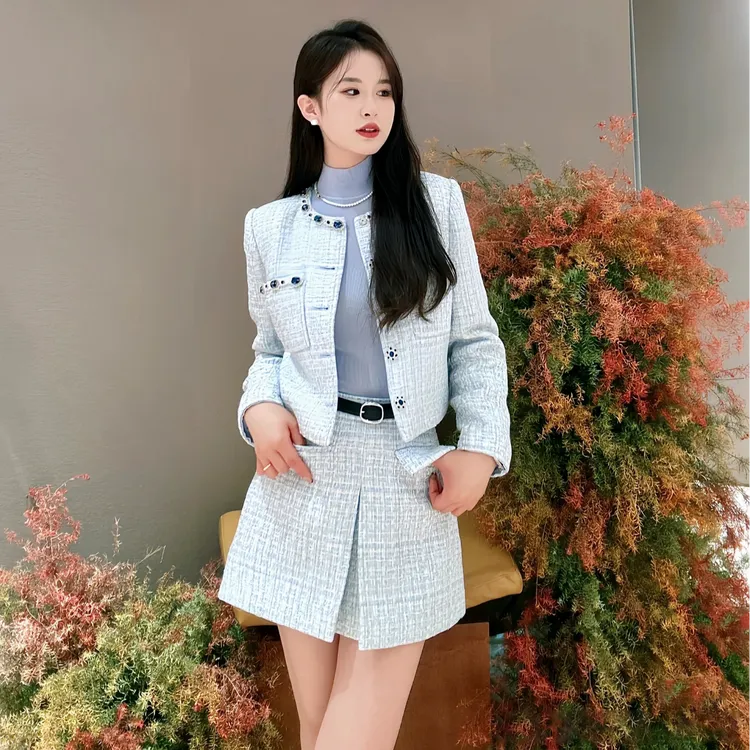 2025春夏新款名媛混色钻饰粗花呢外套半裙小香风两件套装