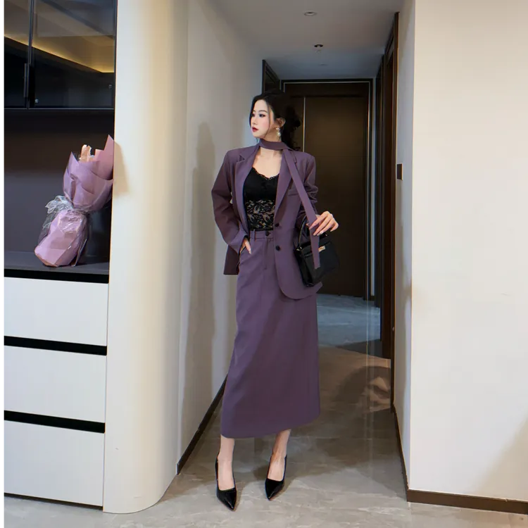 春秋高级感灰粉撞色显瘦时尚西装外套半身裙三件套女2025年新款
