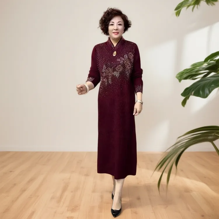 秋冬新款旗袍风改良针织连衣裙保暖显瘦中长款时尚妈妈装百搭大衣
