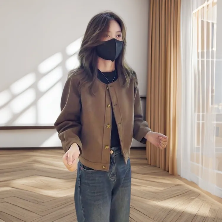 秋季今年流行的漂亮小香风好看短款咖色外套女秋冬季2025新款爆款