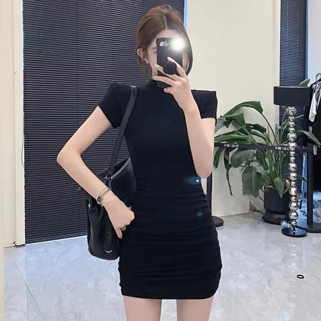 黑色半高领短袖连衣裙女夏季小个子修身显瘦褶皱性感辣妹包臀短裙