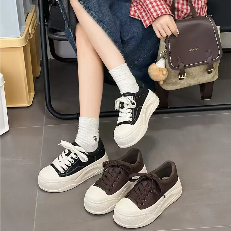 有意思思女鞋“万金油”韩版女鞋运动时尚鞋子女款秋冬百搭厚底板鞋