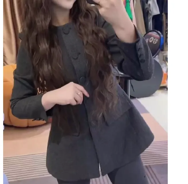 2025洋气新款时尚女装网红潮流气质韩版漂亮西装外套淘气re