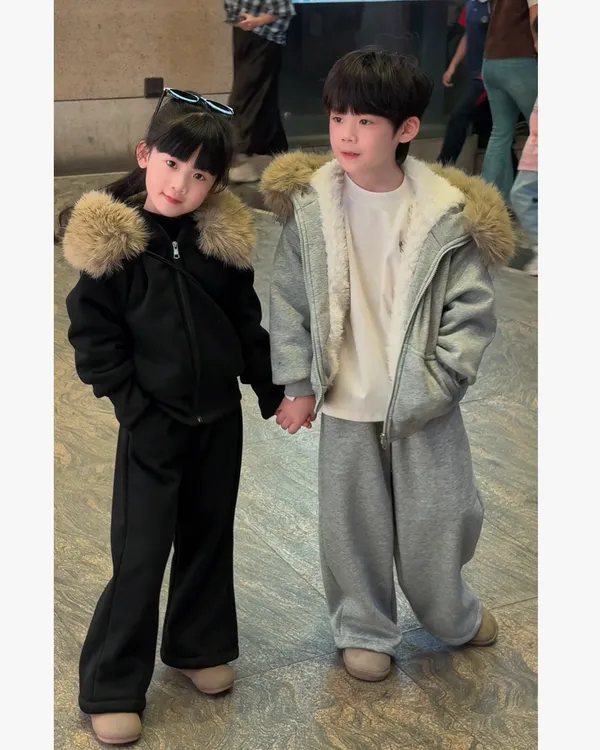 【兄妹款】2025大毛领加绒卫衣套装女童冬季巨好看连帽阔腿裤两件套
