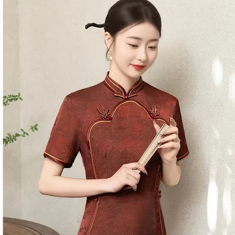 送考服旗袍女2025新款改良复古高品质红色气质日常修身中式连衣裙