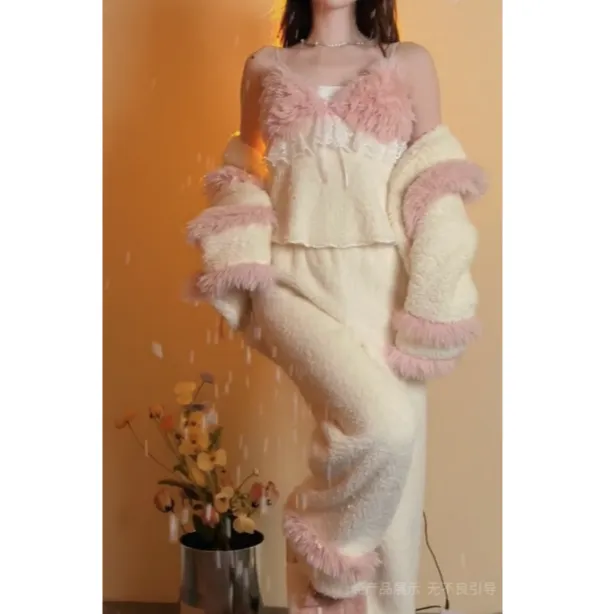 彭裳裳【雪落巴黎】秋冬新款纯欲性感厚款防寒睡衣长款睡衣套装