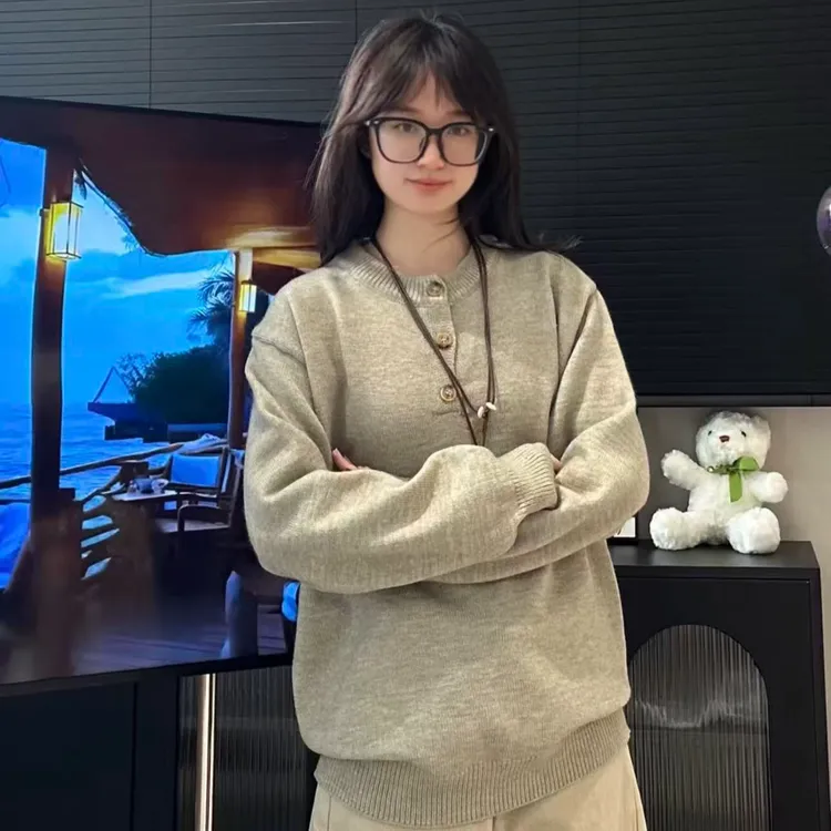 浅灰色亨利领毛衣男女款松弛慵懒风情侣长袖高质感美式重磅针织衫