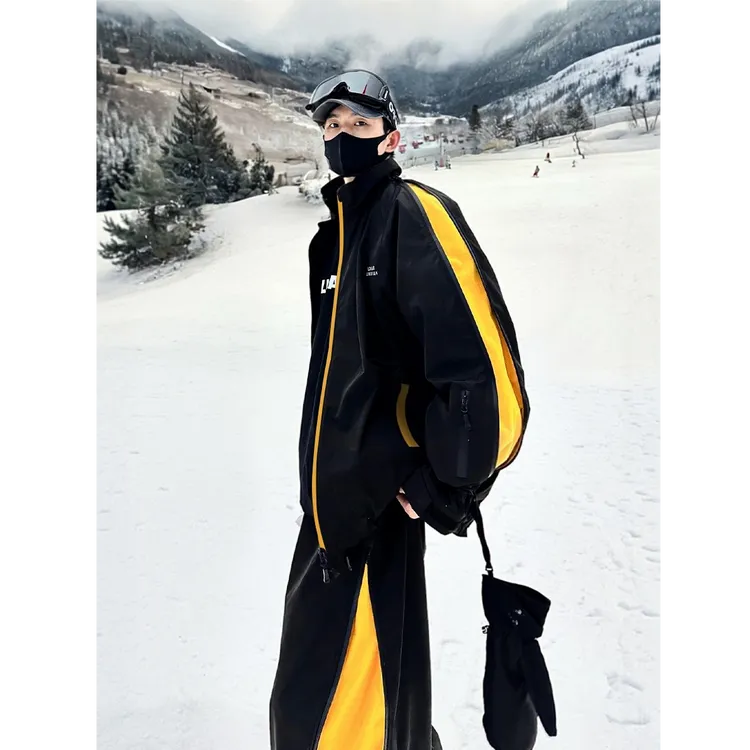 临典黄黑色滑雪服套装男冬2025新款防风防水耐双单板高级滑雪装备