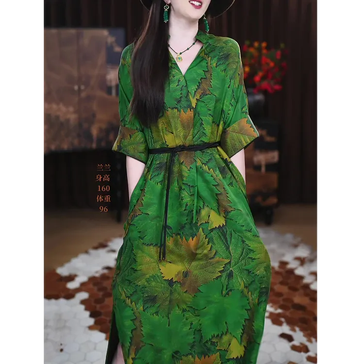 高端时尚气质连衣裙女2025夏季新款文艺复古大码宽松显瘦过膝长裙