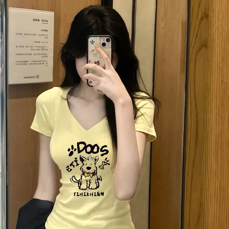【ZHAP】V领辣妹正肩短袖t恤女奶黄色通勤欧美风简约百搭显瘦上衣潮