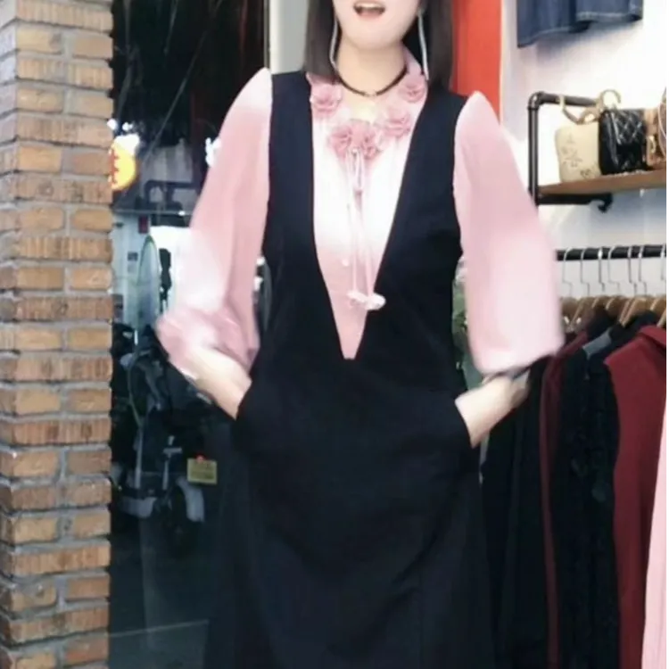 【太阳花】漂亮花朵收腰显瘦拼接假两件连衣裙女2025春季新款女