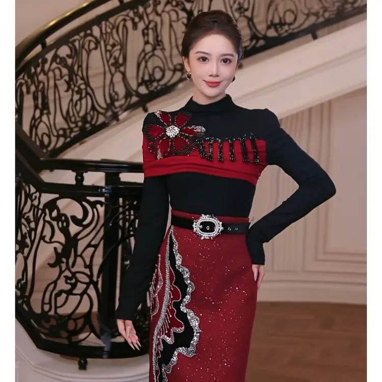 【芙娜妮】2025针织衫毛衣撞色流苏刺绣保暖秋冬打底衫女F2531207A