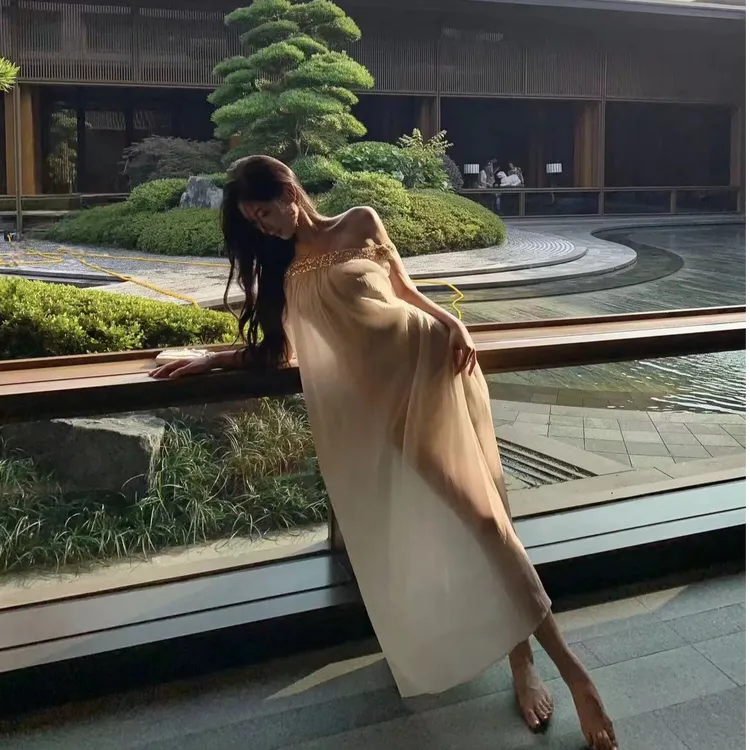 梦梦 MENGMENG｛柳如烟 夏季新款纯欲性感烫钻纱裙一字肩连衣裙}