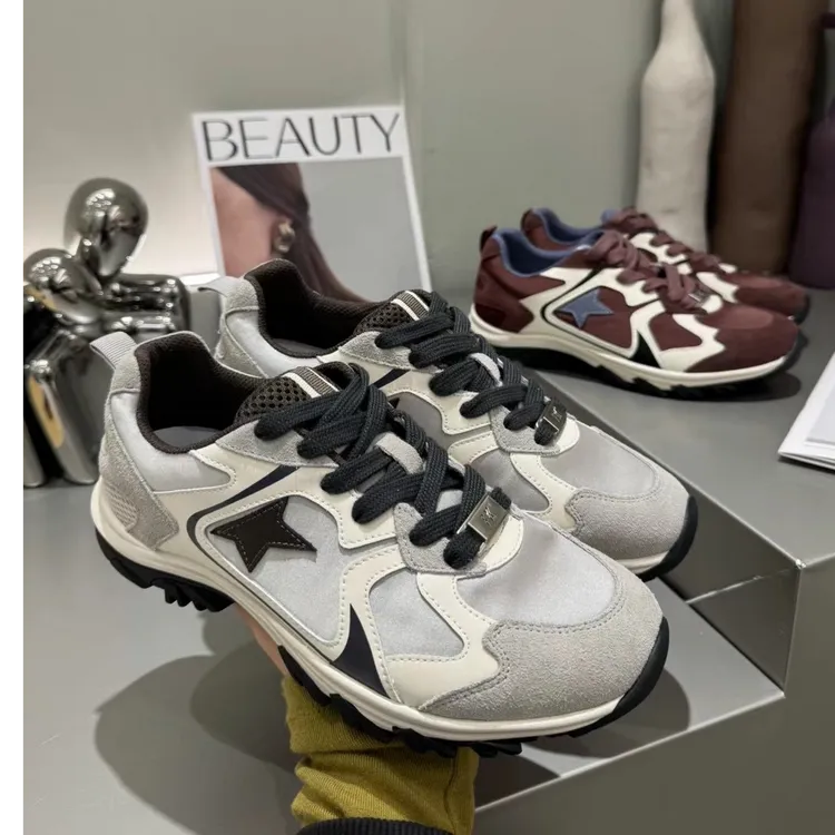 时尚休闲鞋星星拼色运动鞋休闲鞋阿甘鞋厚底女鞋德训鞋潮鞋百搭