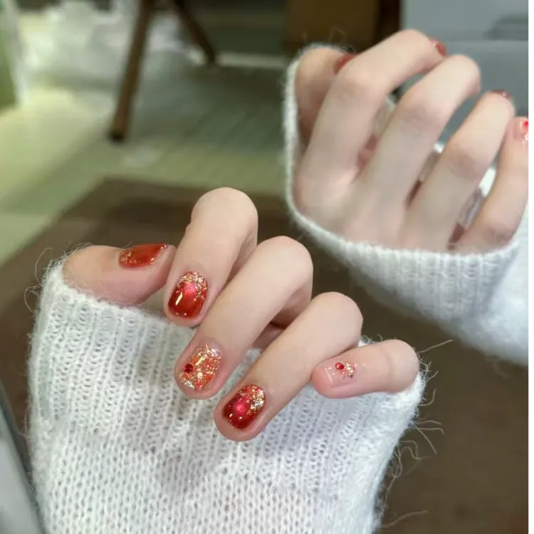 【红金碎梦】穿戴甲纯手工美甲秋冬新款辣妹风淡雅星空猫眼高级显白