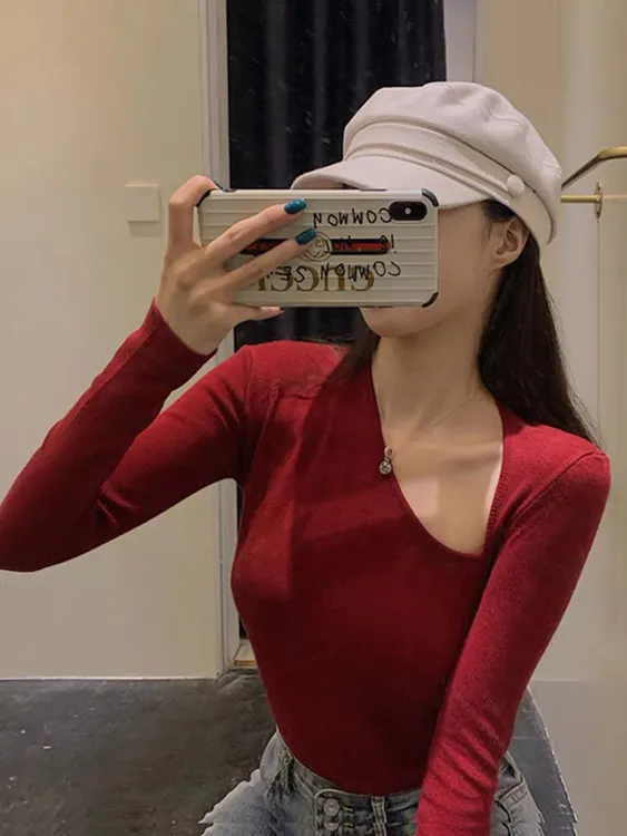 德绒法式不规则长袖红色T恤露锁骨打底衫设计感紧身性感上衣女秋