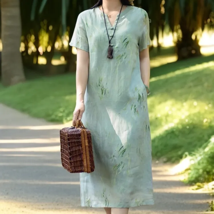 高端天丝麻苎麻V领改良旗袍裙女2025夏新款老钱画报出游服装女
