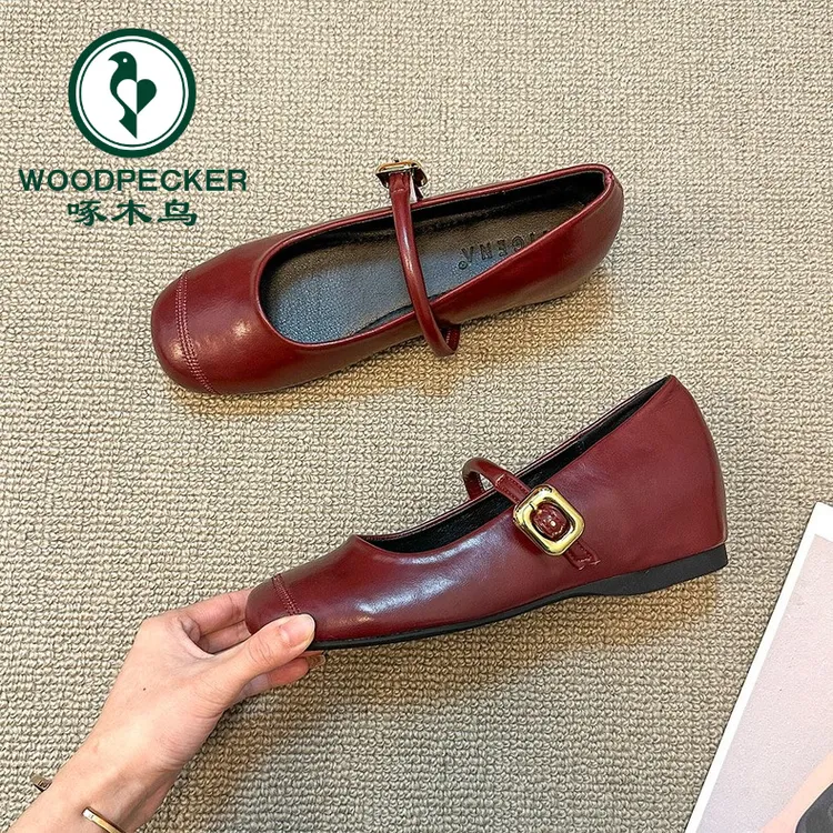 啄木鸟软皮小个子内增高5cm复古红色软底单鞋新款法式平底奶奶鞋