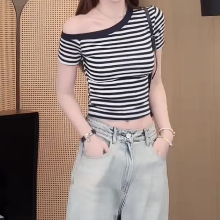 韩系不规则露肩辣妹条纹短袖上衣女2025夏季新款修身显瘦时尚t恤