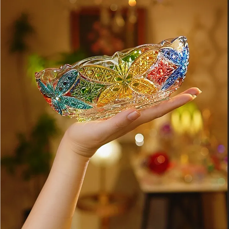 浮雕彩绘蝴蝶椭圆碗