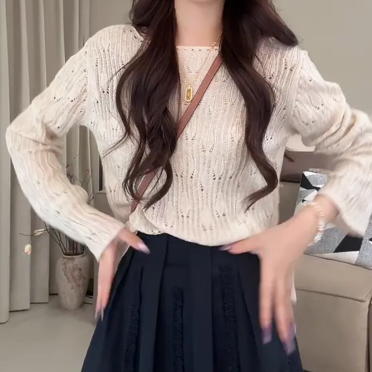 早秋气质镂空圆领针织衫通勤宽松显瘦长袖打底毛衣C5930