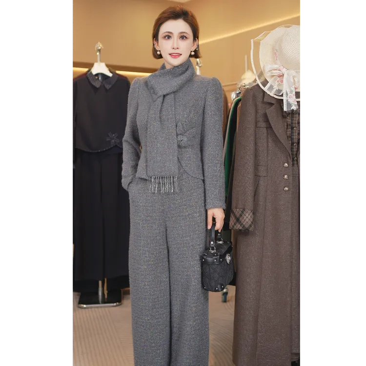 W8118中年气质显示中国风套装2025秋季新款时尚洋气高级两件套