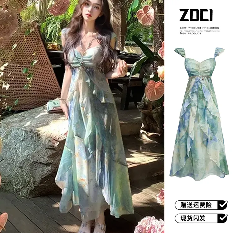 甜美温柔风海边度假收腰吊带连衣裙氛围感a字裙春游出行衣服裙子