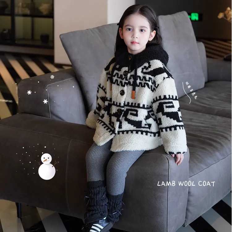 AnnieGirl秋冬新款连帽费尔岛提花羊羔绒外套女童休闲加绒2025