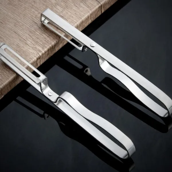 削皮刀削苹果神器水果刨子厨房削皮去皮器削土豆打皮刀刮皮器家用