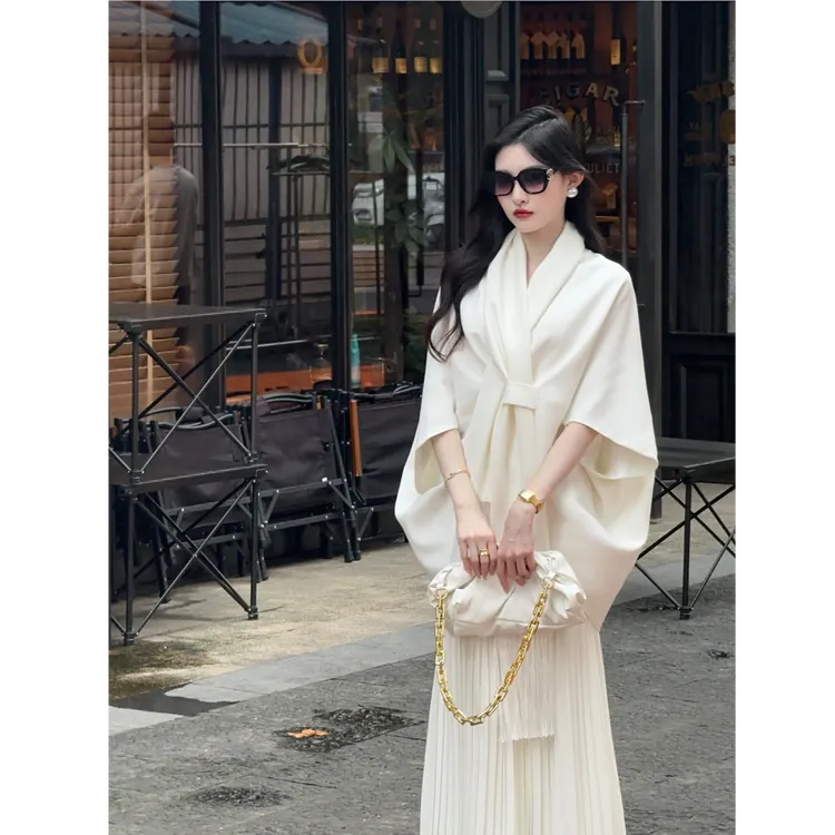 CHUCHU早秋款【银色山泉】宽松白色上衣XMZH8967