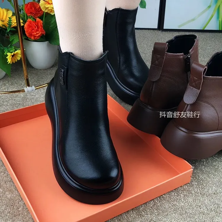 头层牛皮马丁靴女秋冬季新款真皮圆头厚底加绒女靴短靴妈妈棉靴子