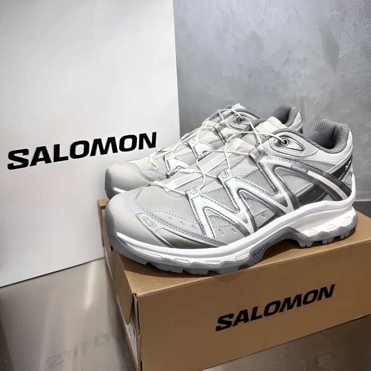 SALOMON萨洛蒙 XT-Quest黎明蓝银色香草色低帮运动户外跑鞋477757
