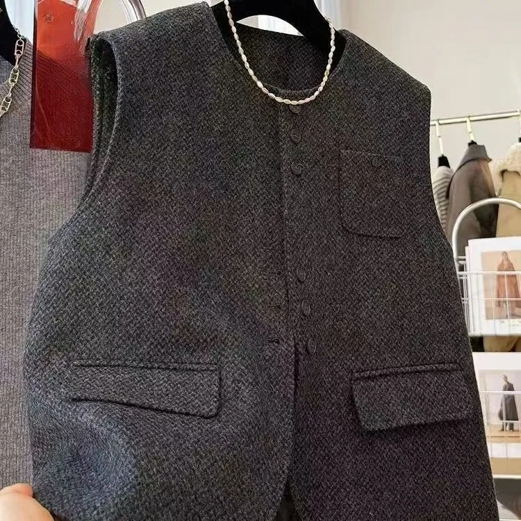 高级感气质别致格纹夹棉毛呢子马甲背心外套女秋冬季叠穿无袖上衣
