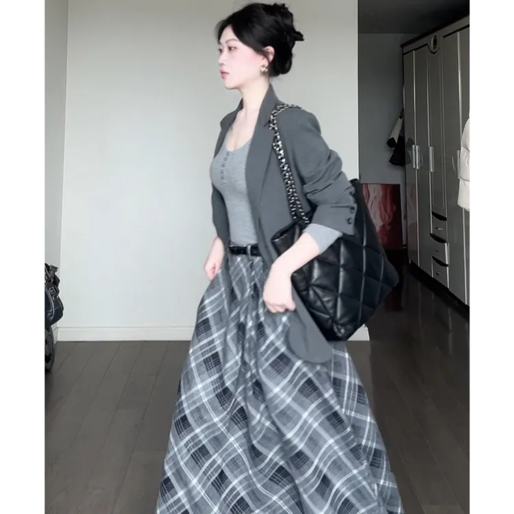 MARIE.COCO早秋百搭气质休闲西服外套法式格纹半身裙A字裙两件套