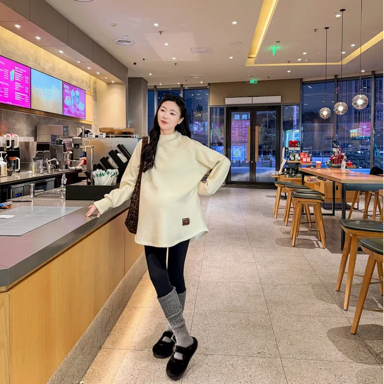 【冬季新款】孕妇装高领德绒面料保暖内搭宽松大码洋气减龄打底衣潮