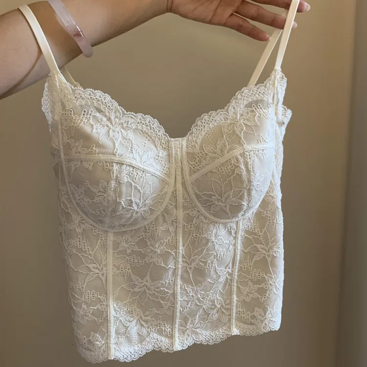 秋冬磨毛法式内衣女士蕾丝纯欲吊带免穿文胸修身显瘦保暖打底内搭
