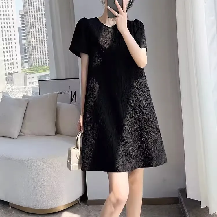 黑色短袖泡泡袖连衣裙女夏季2025新款韩系宽松显瘦中长款a字裙子