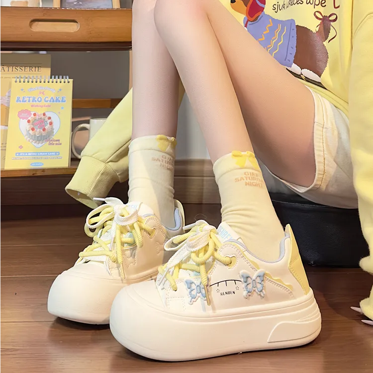 人本蝴蝶厚底大头鞋女学生百搭爆款配裙子面包鞋秋季休闲小白鞋女
