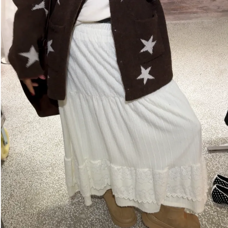 大码蕾丝拼接高腰遮肚子半身裙女秋冬温柔风超仙a字蛋糕长裙1053