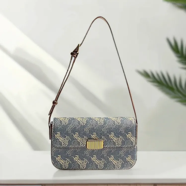 单肩轻奢动物印花耐磨撞色腋下包方形皮带装饰磁扣包包高级感