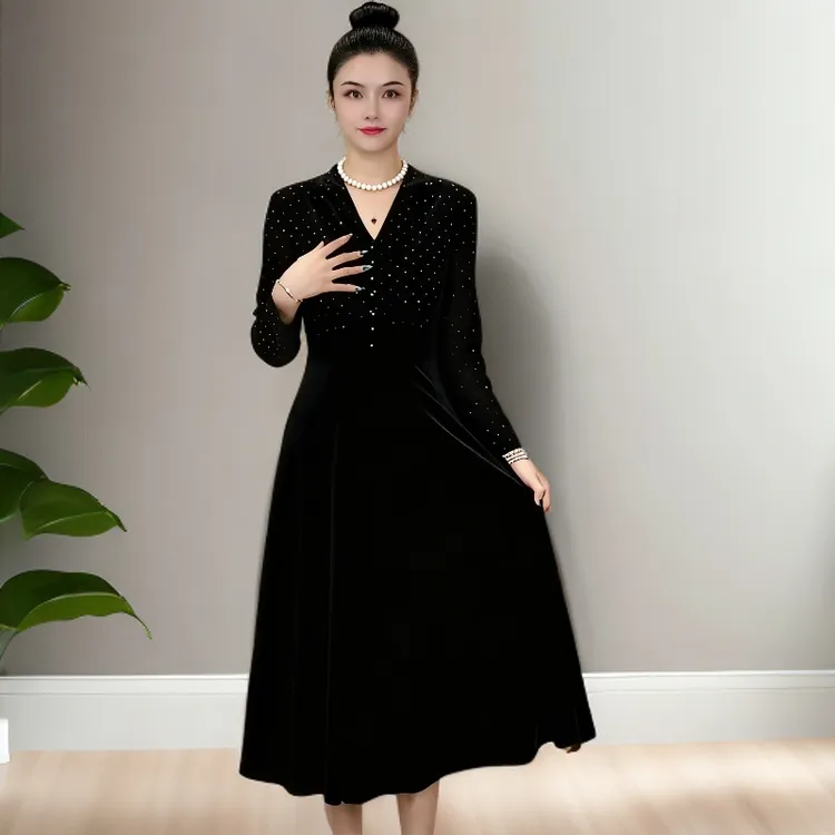 v领款长袖秋冬显瘦气质长裙高贵轻奢时尚6821