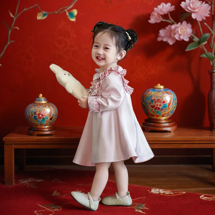 周岁女宝礼服秋冬一岁抓周生日宴裙子中式粉色婴儿衣服女童公主裙
