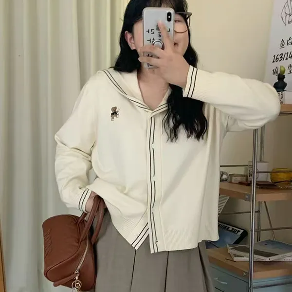 小清新学院风百搭刺绣小熊海军领针织上衣  6699