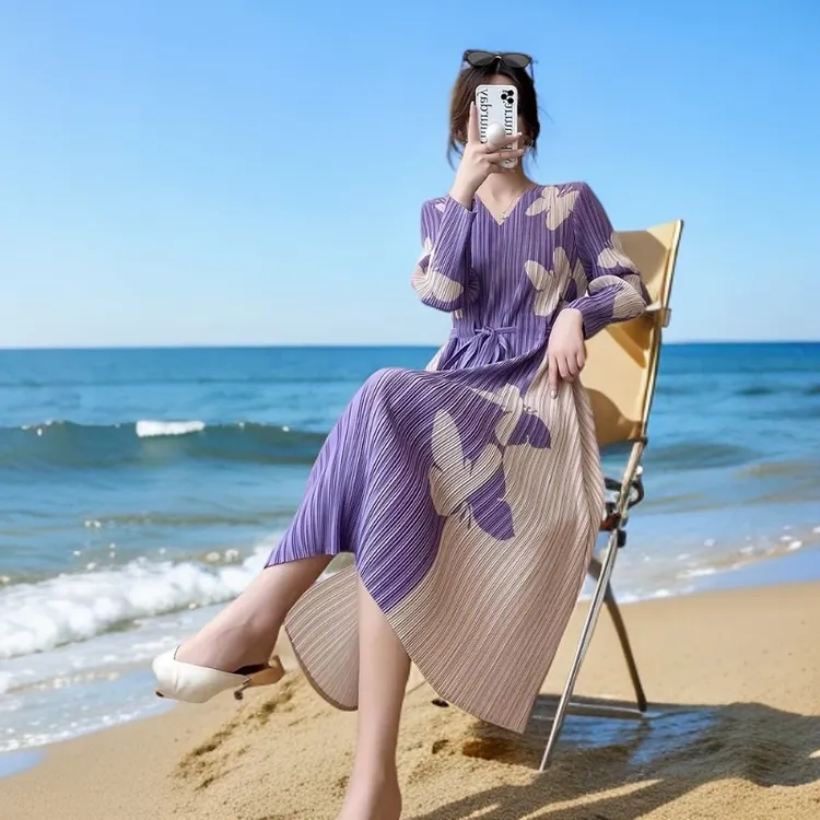 三宅褶皱连衣裙夏2025新款高端洋气印花抽绳收腰显瘦长袖减龄805#