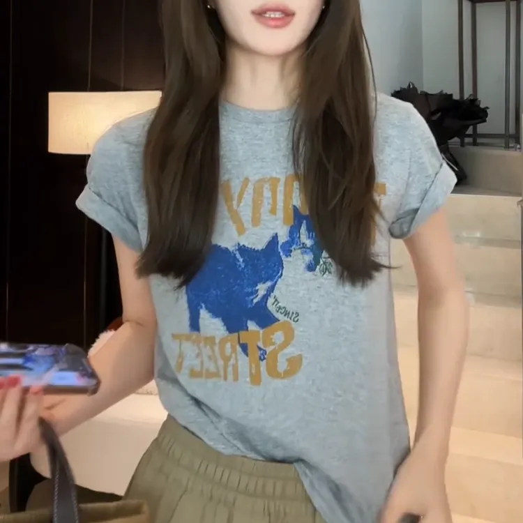 2025夏季“小猫T”摩洛哥童话镇印花圆领灰色修身百搭短袖LK2503377