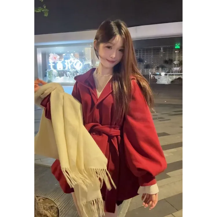 2025新年夹棉连帽风衣外套女冬季收腰显瘦灯笼长袖纯色毛呢大衣潮