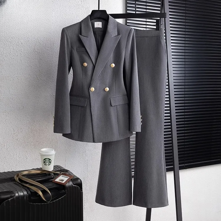 高级感灰色西装女正装套装春秋2025新款职业通勤西服微喇裤两件套