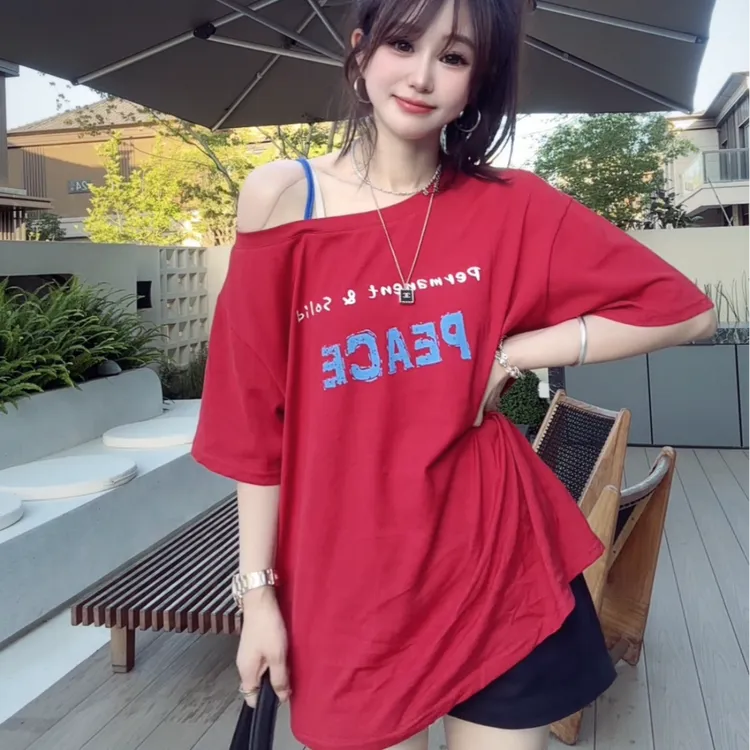 YX七SY202507012新款单露肩字母体休闲时尚百搭宽松韩版