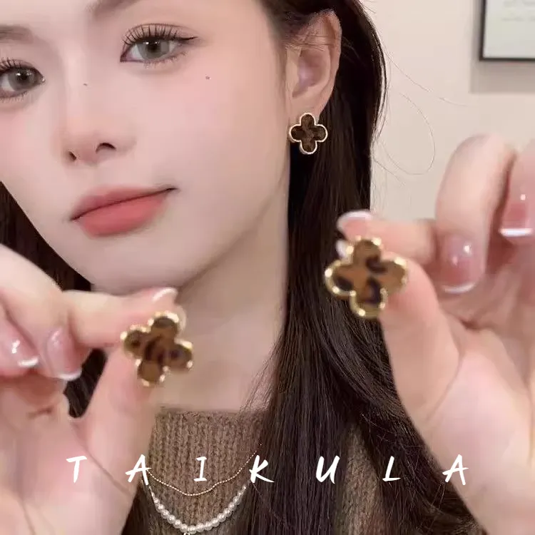 秋冬复古高级感豹纹四叶花耳钉轻奢小众设计时尚气质耳饰个性耳环