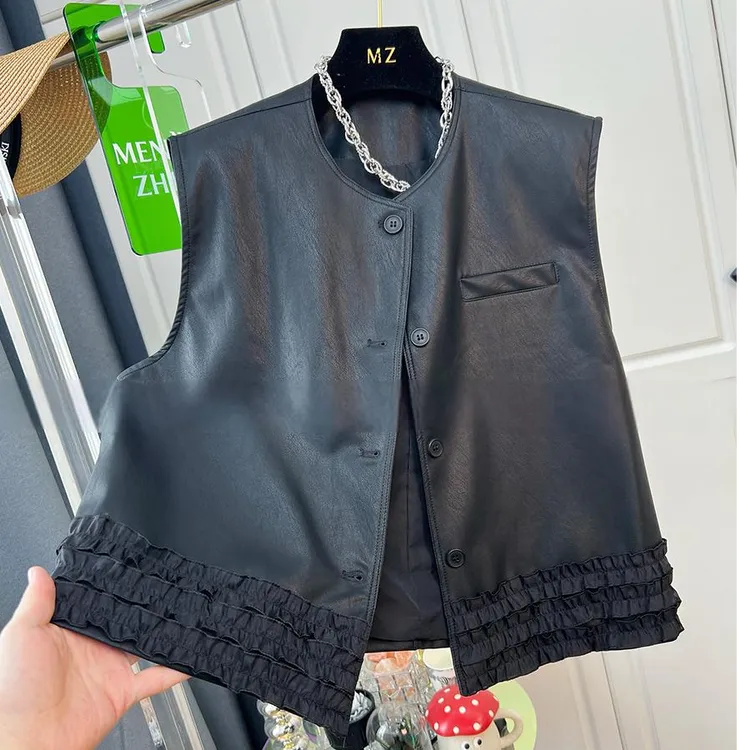 皮马甲女2025春季新款黑色下摆花边拼接短款v领无袖马夹